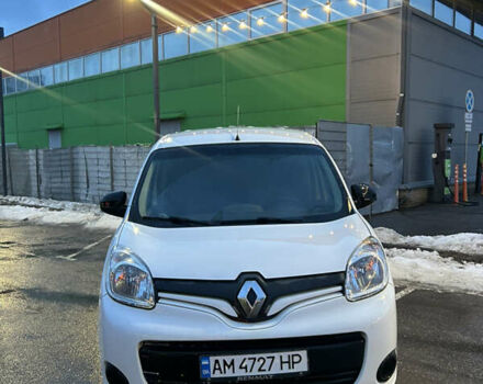 Белый Рено Кенгу, объемом двигателя 1.5 л и пробегом 231 тыс. км за 12300 $, фото 2 на Automoto.ua