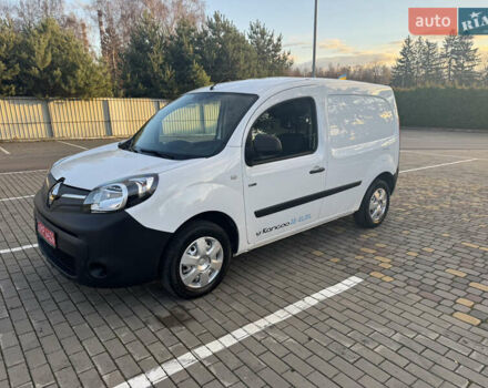 Білий Рено Кєнгу, об'ємом двигуна 0 л та пробігом 51 тис. км за 9800 $, фото 8 на Automoto.ua