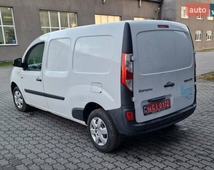 Белый Рено Кенгу, объемом двигателя 0 л и пробегом 92 тыс. км за 9600 $, фото 6 на Automoto.ua