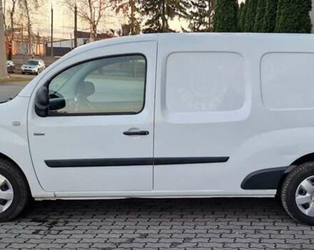 Белый Рено Кенгу, объемом двигателя 0 л и пробегом 92 тыс. км за 9600 $, фото 5 на Automoto.ua