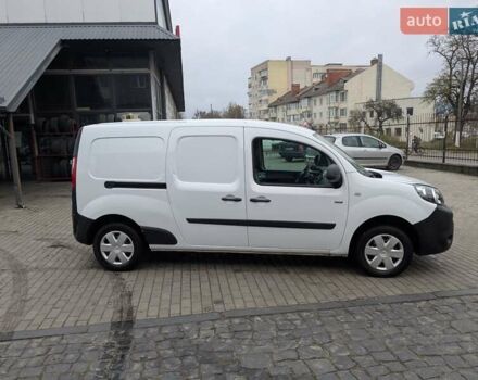 Белый Рено Кенгу, объемом двигателя 0 л и пробегом 52 тыс. км за 8750 $, фото 19 на Automoto.ua