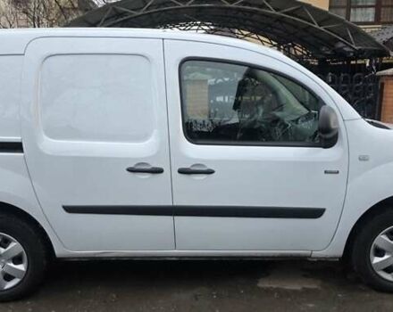 Белый Рено Кенгу, объемом двигателя 0 л и пробегом 50 тыс. км за 10200 $, фото 4 на Automoto.ua