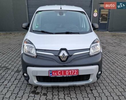 Белый Рено Кенгу, объемом двигателя 0 л и пробегом 92 тыс. км за 9600 $, фото 8 на Automoto.ua