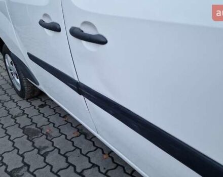 Белый Рено Кенгу, объемом двигателя 0 л и пробегом 92 тыс. км за 9600 $, фото 13 на Automoto.ua