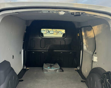 Білий Рено Кєнгу, об'ємом двигуна 0 л та пробігом 51 тис. км за 9800 $, фото 28 на Automoto.ua