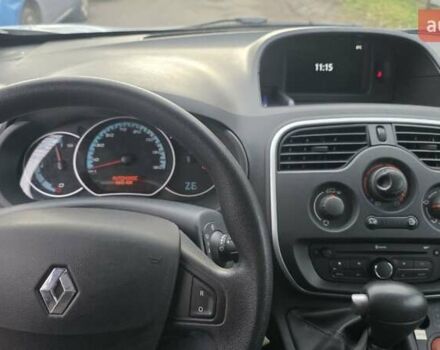 Белый Рено Кенгу, объемом двигателя 0 л и пробегом 50 тыс. км за 10200 $, фото 13 на Automoto.ua