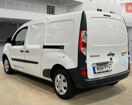 Белый Рено Кенгу, объемом двигателя 0 л и пробегом 27 тыс. км за 13100 $, фото 29 на Automoto.ua