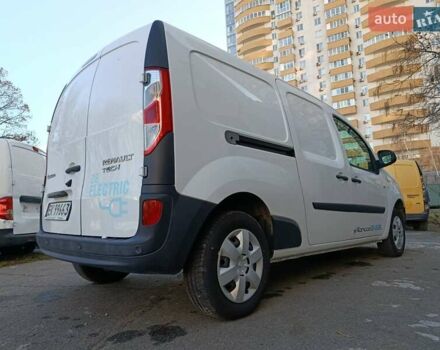 Белый Рено Кенгу, объемом двигателя 0 л и пробегом 27 тыс. км за 13100 $, фото 12 на Automoto.ua