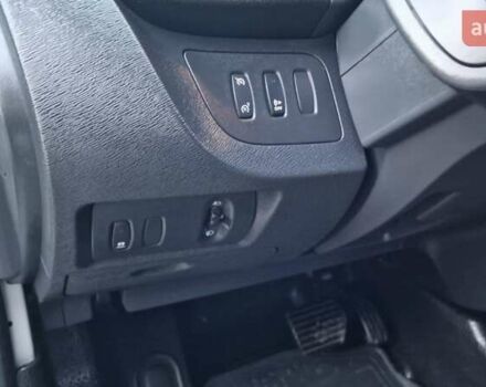 Белый Рено Кенгу, объемом двигателя 0 л и пробегом 92 тыс. км за 9600 $, фото 22 на Automoto.ua