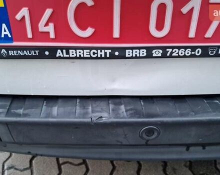 Белый Рено Кенгу, объемом двигателя 0 л и пробегом 92 тыс. км за 9600 $, фото 10 на Automoto.ua