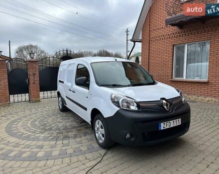 Білий Рено Кєнгу, об'ємом двигуна 0 л та пробігом 27 тис. км за 12800 $, фото 18 на Automoto.ua