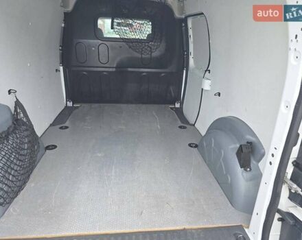 Білий Рено Кєнгу, об'ємом двигуна 0 л та пробігом 57 тис. км за 12400 $, фото 18 на Automoto.ua