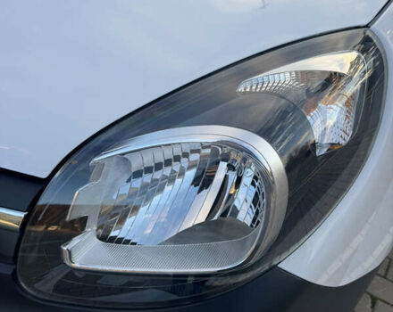 Білий Рено Кєнгу, об'ємом двигуна 0 л та пробігом 51 тис. км за 9800 $, фото 10 на Automoto.ua