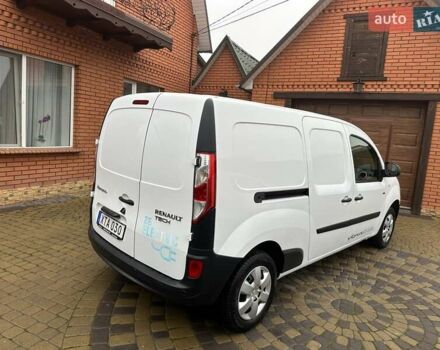 Белый Рено Кенгу, объемом двигателя 0 л и пробегом 25 тыс. км за 12400 $, фото 15 на Automoto.ua