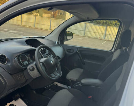 Білий Рено Кєнгу, об'ємом двигуна 0 л та пробігом 51 тис. км за 9800 $, фото 24 на Automoto.ua