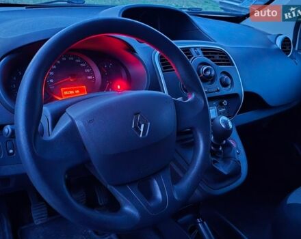 Белый Рено Кенгу, объемом двигателя 1.46 л и пробегом 231 тыс. км за 10700 $, фото 9 на Automoto.ua