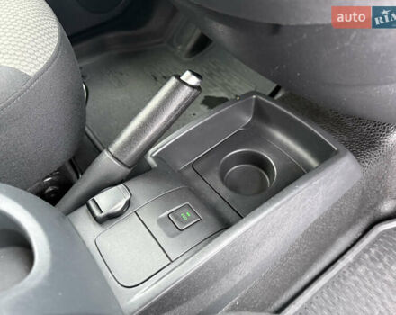 Белый Рено Кенгу, объемом двигателя 1.5 л и пробегом 212 тыс. км за 12999 $, фото 43 на Automoto.ua