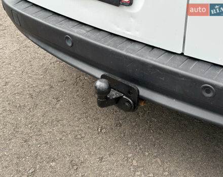 Білий Рено Кєнгу, об'ємом двигуна 1.5 л та пробігом 211 тис. км за 12999 $, фото 23 на Automoto.ua