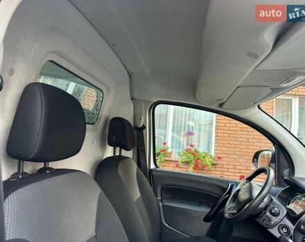 Білий Рено Кєнгу, об'ємом двигуна 0 л та пробігом 37 тис. км за 11700 $, фото 50 на Automoto.ua