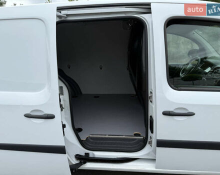 Білий Рено Кєнгу, об'ємом двигуна 1.5 л та пробігом 211 тис. км за 12999 $, фото 25 на Automoto.ua