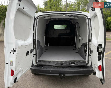 Білий Рено Кєнгу, об'ємом двигуна 1.5 л та пробігом 211 тис. км за 12999 $, фото 21 на Automoto.ua