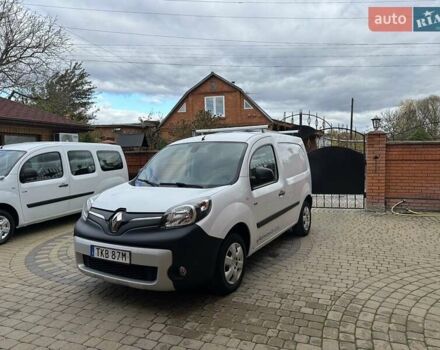 Білий Рено Кєнгу, об'ємом двигуна 0 л та пробігом 37 тис. км за 11700 $, фото 1 на Automoto.ua
