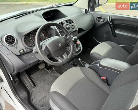 Білий Рено Кєнгу, об'ємом двигуна 1.5 л та пробігом 211 тис. км за 12999 $, фото 58 на Automoto.ua