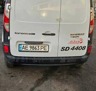 Білий Рено Кєнгу, об'ємом двигуна 1.46 л та пробігом 132 тис. км за 9500 $, фото 1 на Automoto.ua