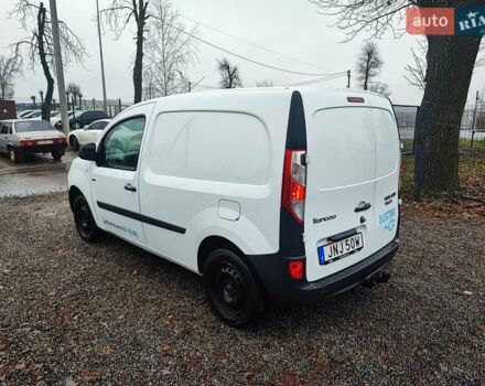 Белый Рено Кенгу, объемом двигателя 0 л и пробегом 80 тыс. км за 9900 $, фото 2 на Automoto.ua