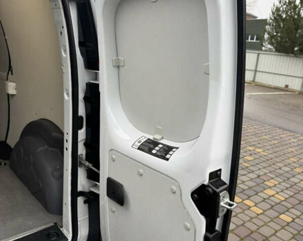 Білий Рено Кєнгу, об'ємом двигуна 0 л та пробігом 39 тис. км за 12499 $, фото 19 на Automoto.ua