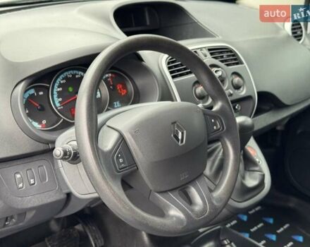 Білий Рено Кєнгу, об'ємом двигуна 0 л та пробігом 47 тис. км за 10900 $, фото 15 на Automoto.ua