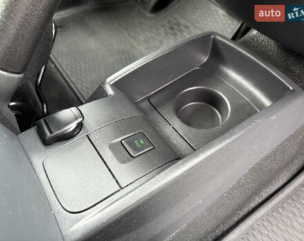 Білий Рено Кєнгу, об'ємом двигуна 1.5 л та пробігом 211 тис. км за 12999 $, фото 44 на Automoto.ua