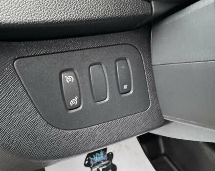 Белый Рено Кенгу, объемом двигателя 0 л и пробегом 26 тыс. км за 12700 $, фото 21 на Automoto.ua