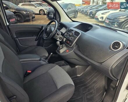 Белый Рено Кенгу, объемом двигателя 1.5 л и пробегом 199 тыс. км за 10450 $, фото 24 на Automoto.ua