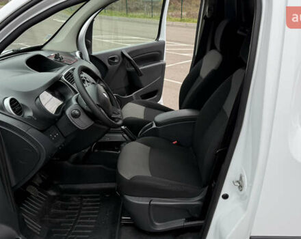 Білий Рено Кєнгу, об'ємом двигуна 1.5 л та пробігом 176 тис. км за 12200 $, фото 15 на Automoto.ua