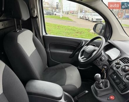 Белый Рено Кенгу, объемом двигателя 15 л и пробегом 195 тыс. км за 11500 $, фото 19 на Automoto.ua