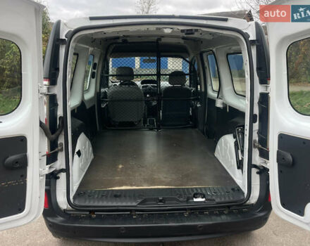 Білий Рено Кєнгу, об'ємом двигуна 1.5 л та пробігом 86 тис. км за 10700 $, фото 14 на Automoto.ua