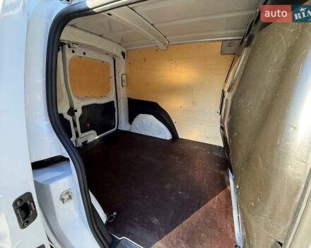 Белый Рено Кенгу, объемом двигателя 1.5 л и пробегом 193 тыс. км за 10999 $, фото 37 на Automoto.ua