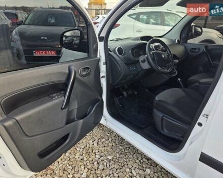 Белый Рено Кенгу, объемом двигателя 1.5 л и пробегом 199 тыс. км за 10450 $, фото 25 на Automoto.ua