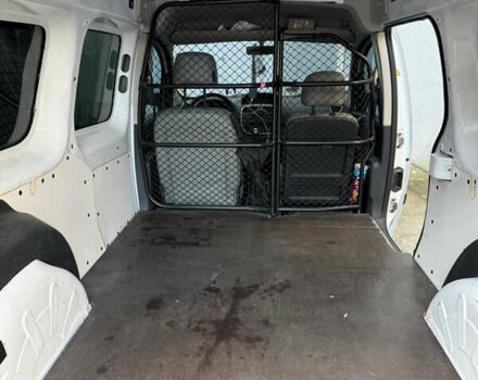 Белый Рено Кенгу, объемом двигателя 1.46 л и пробегом 57 тыс. км за 11999 $, фото 13 на Automoto.ua