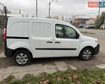 Белый Рено Кенгу, объемом двигателя 15 л и пробегом 195 тыс. км за 11500 $, фото 4 на Automoto.ua