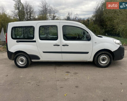 Білий Рено Кєнгу, об'ємом двигуна 1.5 л та пробігом 86 тис. км за 10700 $, фото 4 на Automoto.ua