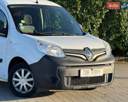 Белый Рено Кенгу, объемом двигателя 1.5 л и пробегом 193 тыс. км за 10999 $, фото 6 на Automoto.ua