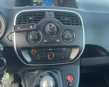 Белый Рено Кенгу, объемом двигателя 0 л и пробегом 110 тыс. км за 13300 $, фото 30 на Automoto.ua