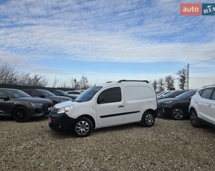 Белый Рено Кенгу, объемом двигателя 1.5 л и пробегом 199 тыс. км за 10450 $, фото 16 на Automoto.ua