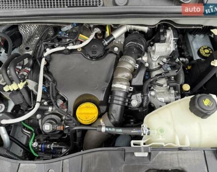 Белый Рено Кенгу, объемом двигателя 15 л и пробегом 195 тыс. км за 11500 $, фото 36 на Automoto.ua