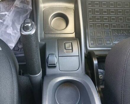 Белый Рено Кенгу, объемом двигателя 0 л и пробегом 4 тыс. км за 13300 $, фото 7 на Automoto.ua