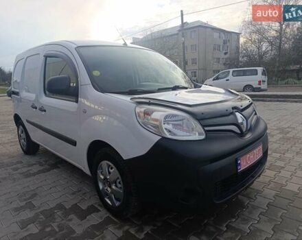 Белый Рено Кенгу, объемом двигателя 0 л и пробегом 35 тыс. км за 11300 $, фото 3 на Automoto.ua