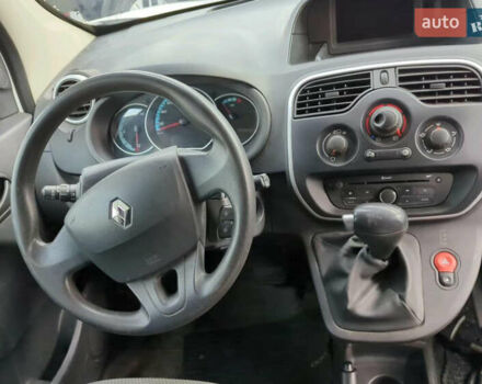Белый Рено Кенгу, объемом двигателя 0 л и пробегом 45 тыс. км за 12900 $, фото 2 на Automoto.ua