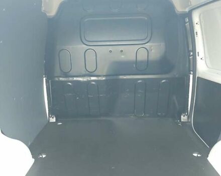 Белый Рено Кенгу, объемом двигателя 1.5 л и пробегом 187 тыс. км за 10900 $, фото 13 на Automoto.ua